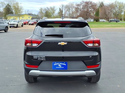 Used 2025 Chevrolet TrailBlazer LT AWD/4WD image 5