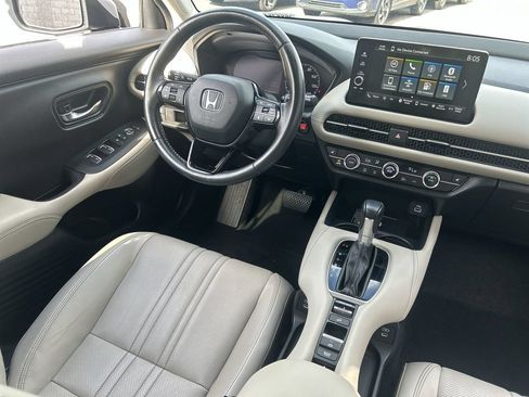 Used 2024 Honda HR-V EX-L image 11