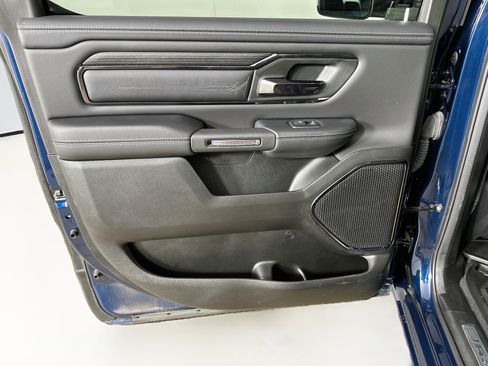Used 2024 RAM 1500 Limited AWD/4WD image 27