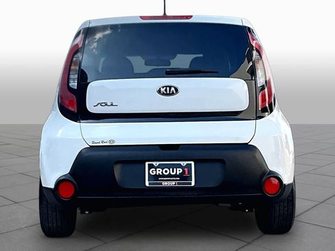 Used 2014 Kia Soul FWD image 4