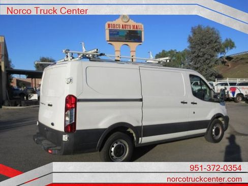 Used 2017 Ford Transit 150 130 Low Roof RWD image 2