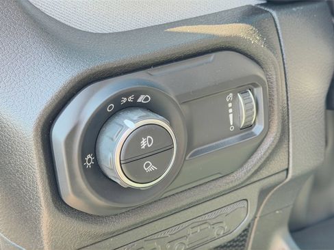 New 2026 Jeep Gladiator Sport AWD/4WD image 22