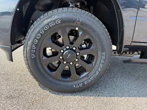 New 2027 RAM 2500 Laramie w/ Night Edition AWD/4WD image 25
