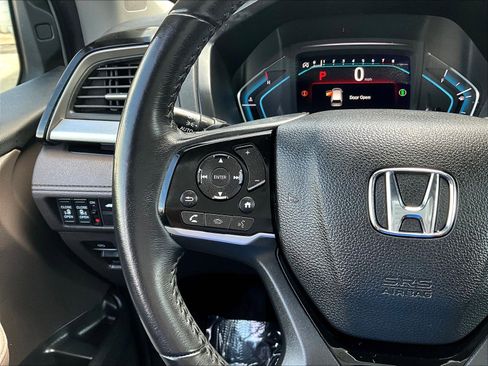 Used 2023 Honda Odyssey Touring image 10