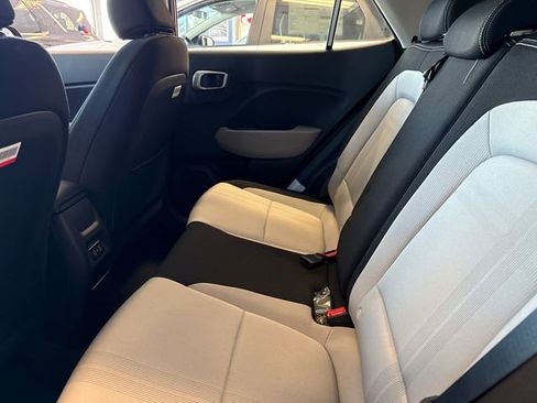 New 2026 Hyundai Venue SEL image 21