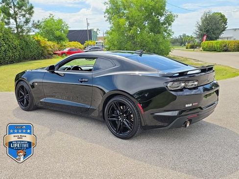 Certified 2019 Chevrolet Camaro SS RWD image 3