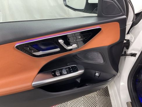 Used 2025 Mercedes-Benz C 300 4MATIC Sedan image 21