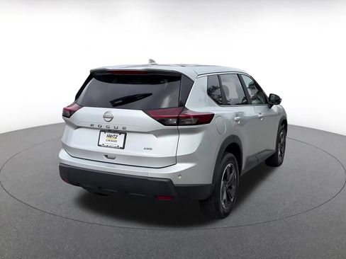Used 2025 Nissan Rogue SV AWD/4WD image 11