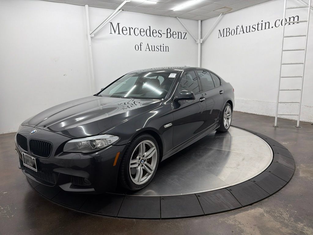 Used 2013 BMW 550i xDrive Sedan AWD/4WD image 3