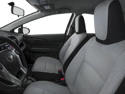 Used 2016 Toyota Prius C Four image 9