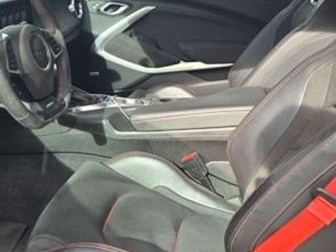Used 2017 Chevrolet Camaro ZL1 RWD image 8