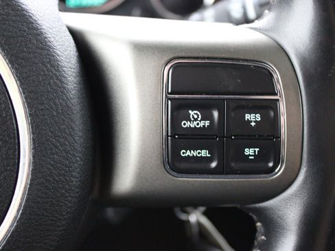 Used 2018 Jeep Wrangler Unlimited Sport AWD/4WD image 16
