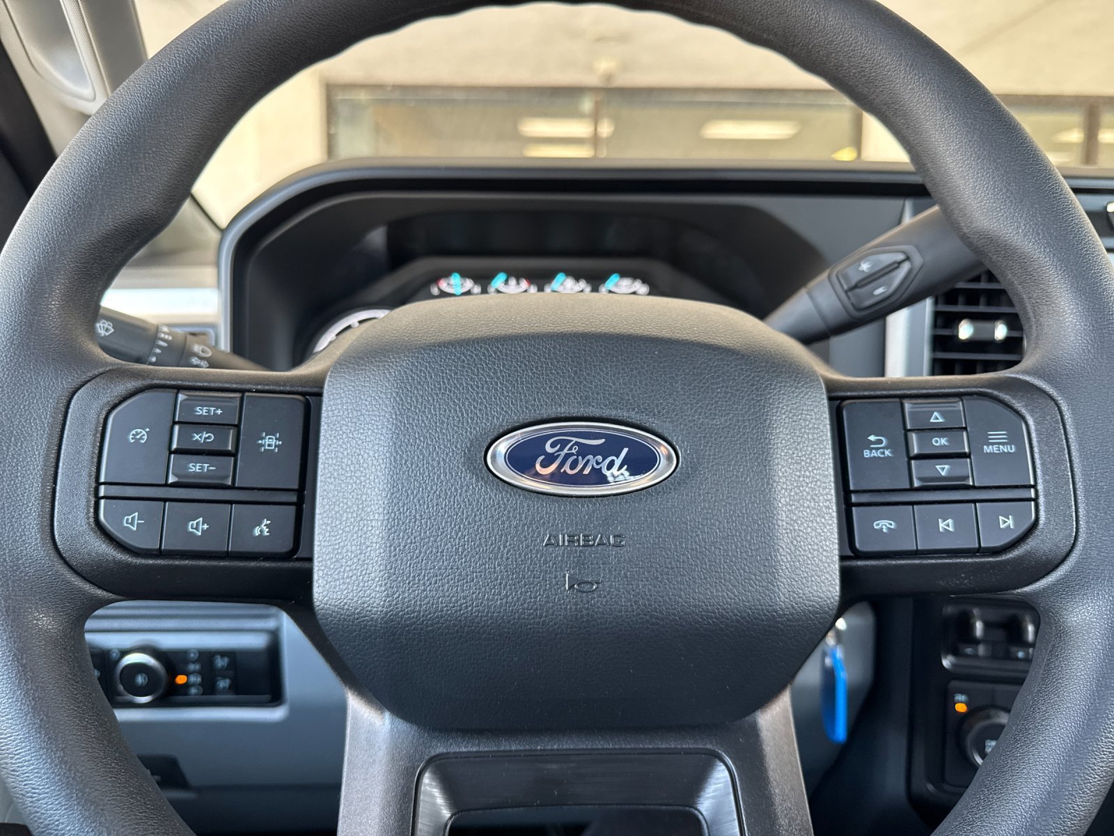Used 2024 Ford F550 4x4 Regular Cab Super Duty image 21