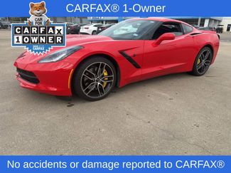 Used 2019 Chevrolet Corvette Stingray Coupe w/ Carbon Flash Badge Package video 2