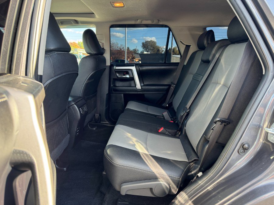 Used 2015 Toyota 4Runner 4WD image 16