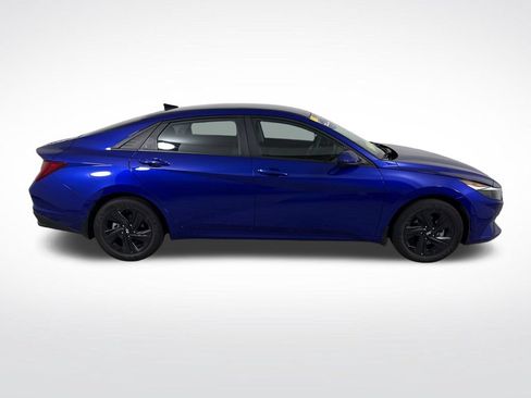 Certified 2023 Hyundai Elantra Blue FWD image 2
