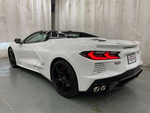 Used 2024 Chevrolet Corvette Stingray Preferred Conv w/ Z51 Performance Package RWD image 28