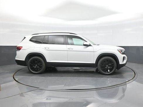 New 2026 Volkswagen Atlas SE AWD/4WD image 8