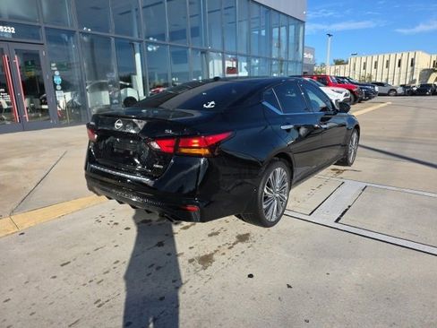 Used 2023 Nissan Altima 2.5 SL image 4