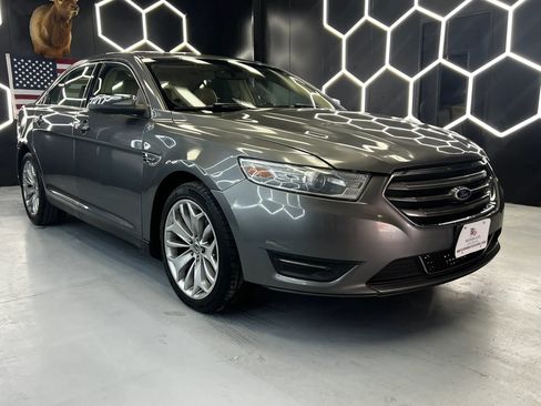 Used 2014 Ford Taurus Limited FWD image 2