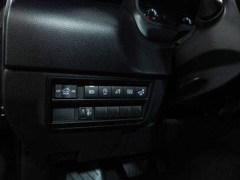 Used 2023 Toyota Tundra SR5 w/ SR5 Convenience Package AWD/4WD image 22
