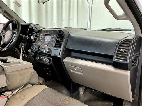 Used 2016 Ford F150 XL w/ Equipment Group 101A Mid image 28