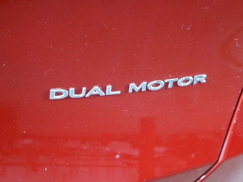 Used 2023 Tesla Model Y Long Range AWD/4WD image 48