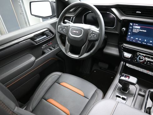 Used 2026 GMC Sierra 1500 AT4 w/ AT4 Premium Package AWD/4WD image 24