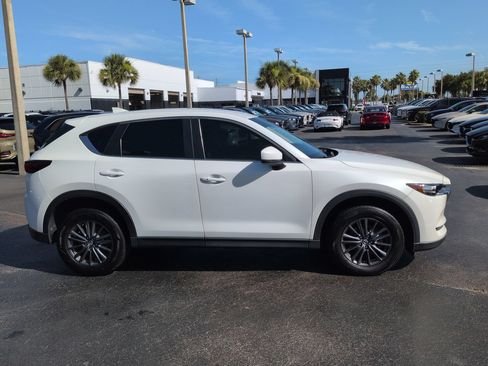 Used 2021 MAZDA CX-5 Touring FWD image 3