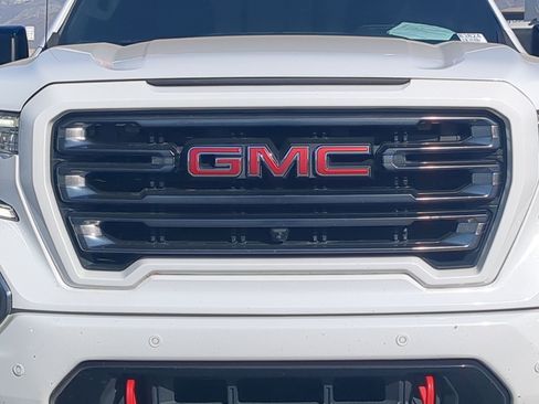 Used 2021 GMC Sierra 1500 AT4 w/ AT4 Value Package image 10