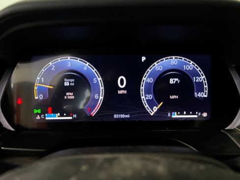 Used 2023 Jeep Grand Cherokee Limited w/ Luxury Tech Group II AWD/4WD image 10