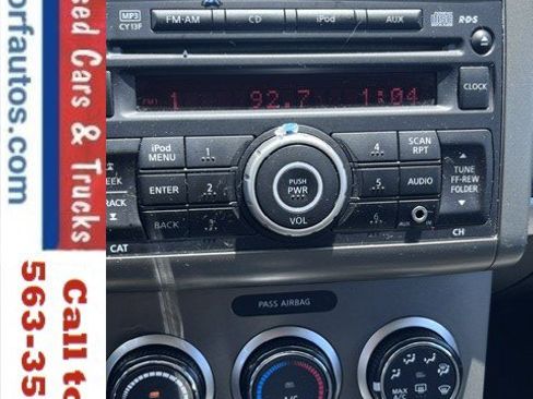 Used 2011 Nissan Sentra 2.0 S FWD image 2