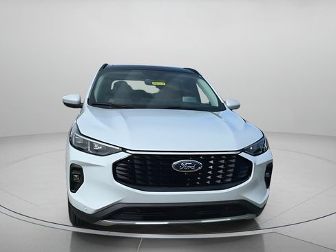 New 2026 Ford Escape PHEV w/ PHEV Premium Package image 6