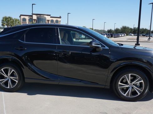 Certified 2025 Lexus RX 350 Premium image 4