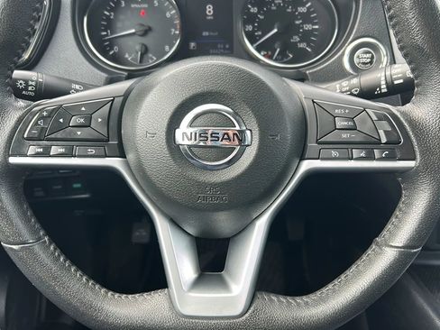 Used 2019 Nissan Rogue SV AWD/4WD image 20