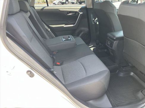 Certified 2025 Toyota RAV4 XLE AWD/4WD image 29