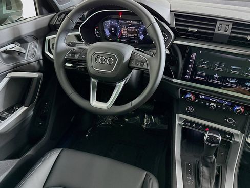 New 2025 Audi Q3 2.0T Premium image 6