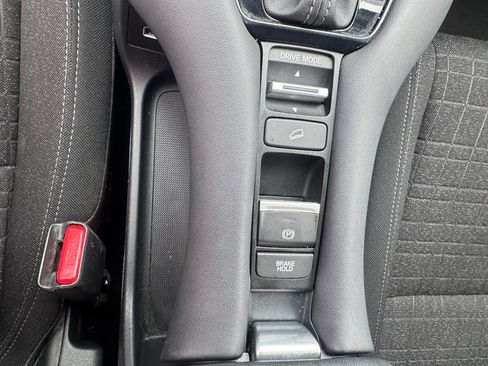 Certified 2023 Honda HR-V LX image 21