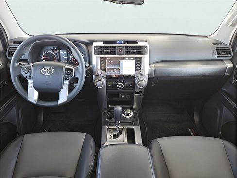 Used 2022 Toyota 4Runner SR5 Premium w/ Moonroof Package image 17