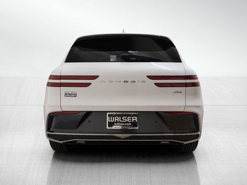 Used 2026 Genesis GV70 2.5T image 4