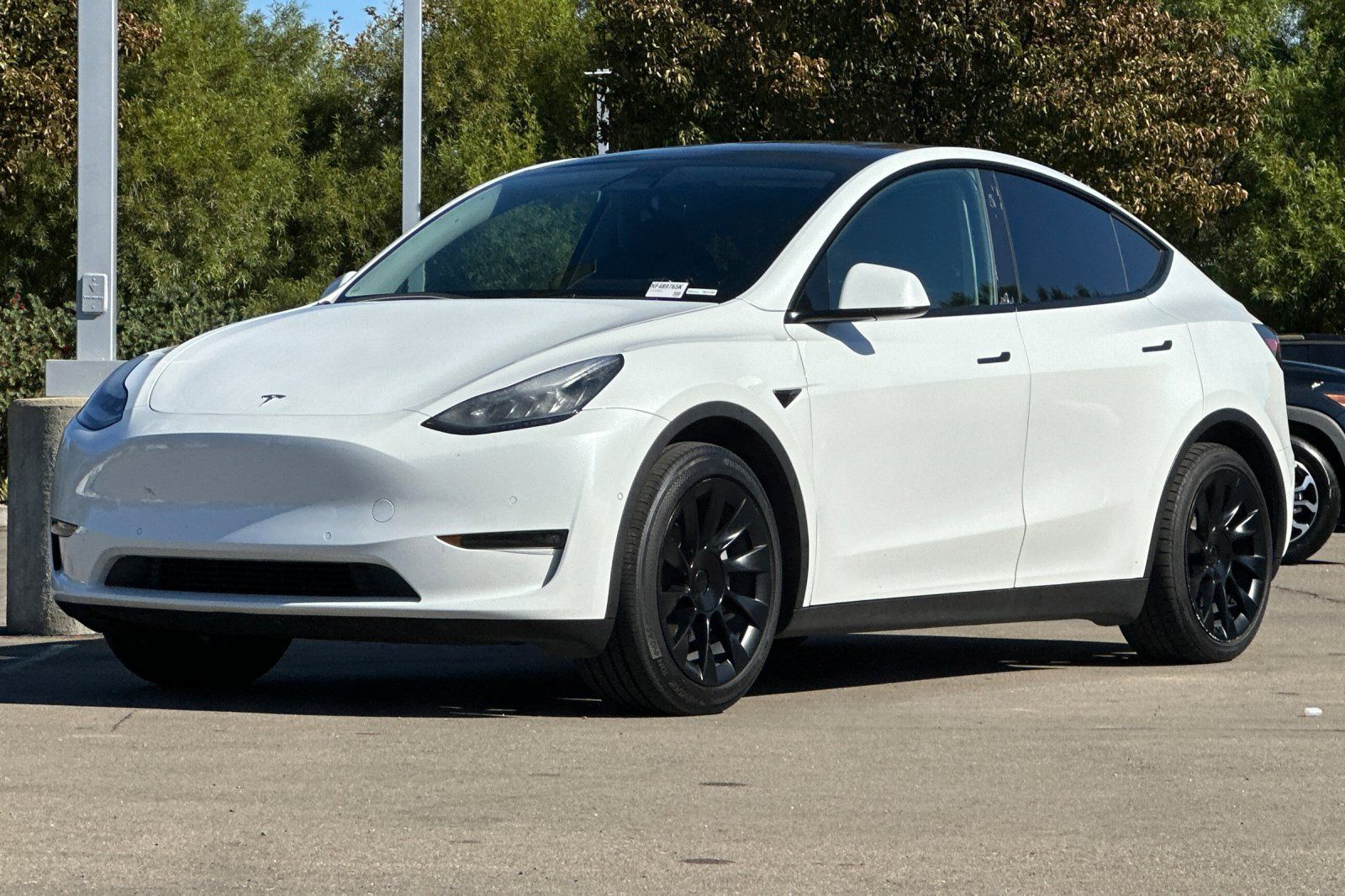 Used 2022 Tesla Model Y Long Range AWD/4WD image 8