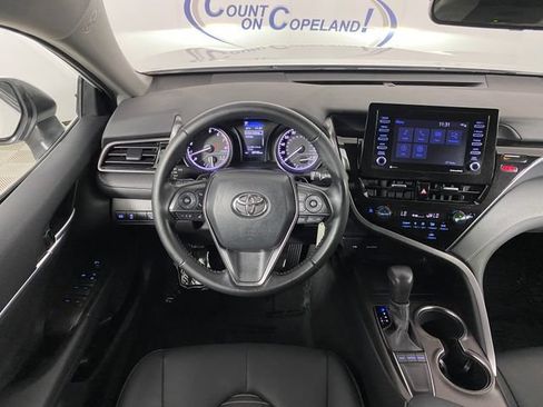 Certified 2023 Toyota Camry SE FWD image 17