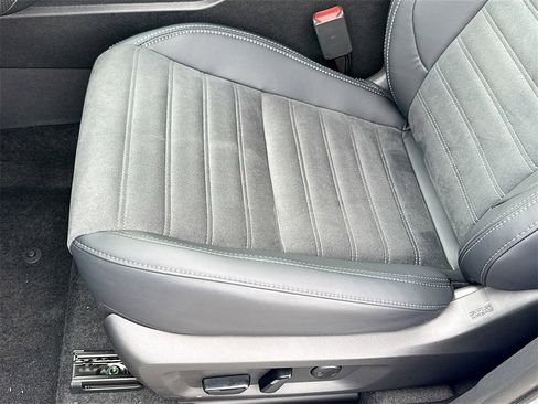 New 2026 Mitsubishi Outlander SE image 20