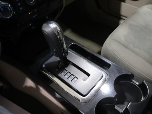 Used 2011 MAZDA Tribute i Sport FWD image 25