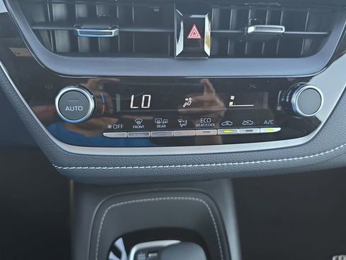 New 2026 Toyota Corolla SE image 24