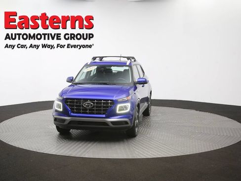 Used 2023 Hyundai Venue Limited FWD image 51