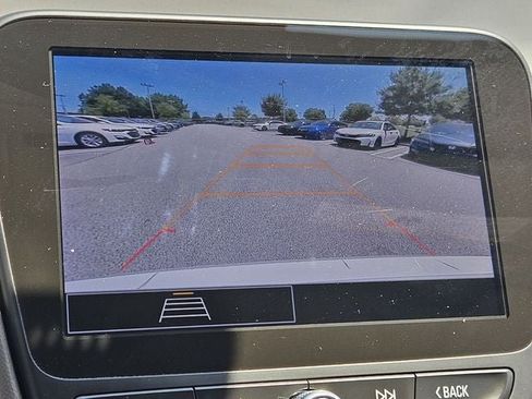 Used 2024 Chevrolet Malibu LT FWD image 25