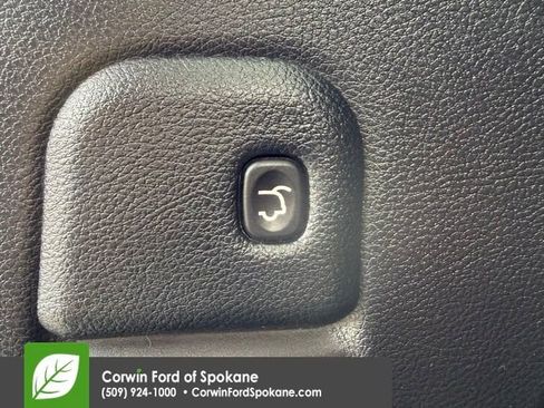 Used 2020 Jeep Grand Cherokee Limited AWD/4WD image 18