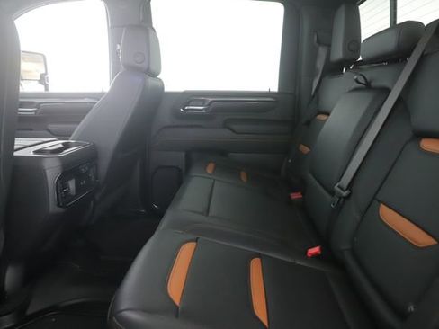 Used 2025 GMC Sierra 3500 AT4 w/ AT4 Premium Plus Package AWD/4WD image 29