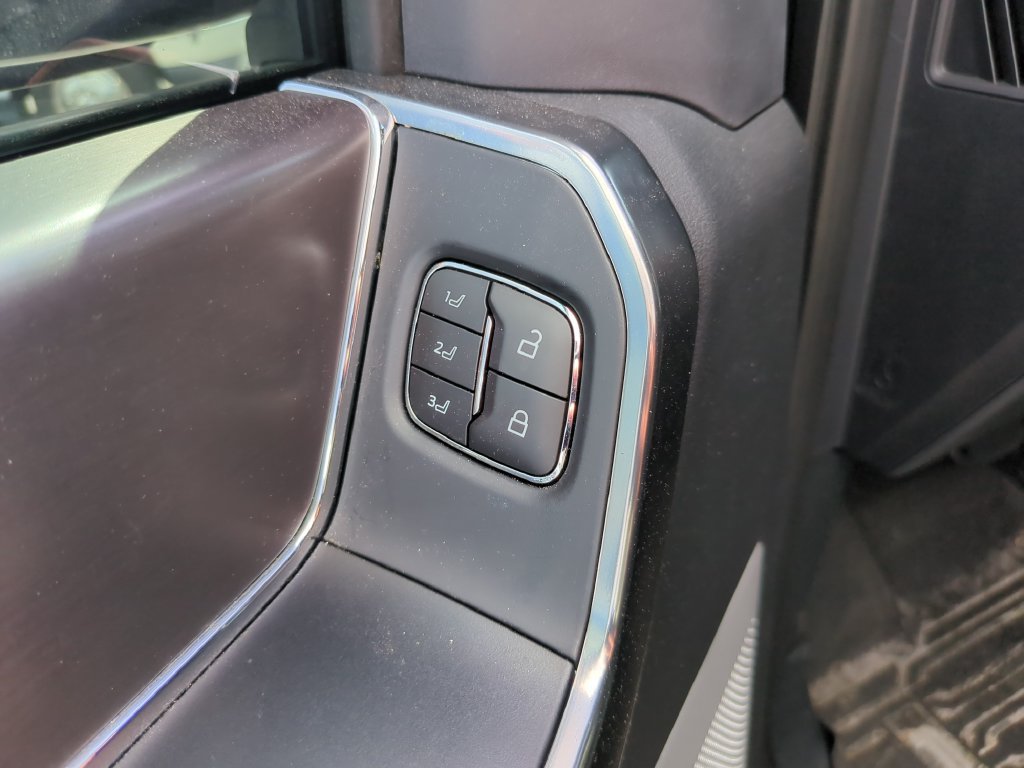 Used 2025 Ford F150 Platinum w/ Equipment Group 702A High AWD/4WD image 23